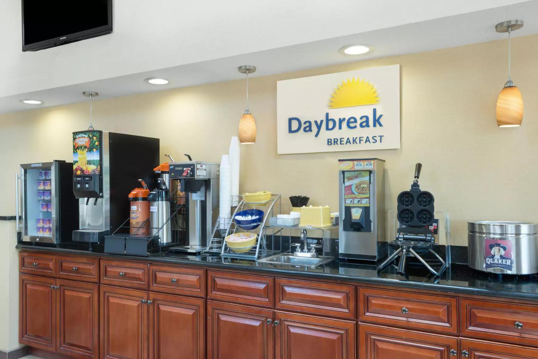 Days Inn By Wyndham Geneva/Finger Lakes Exterior foto